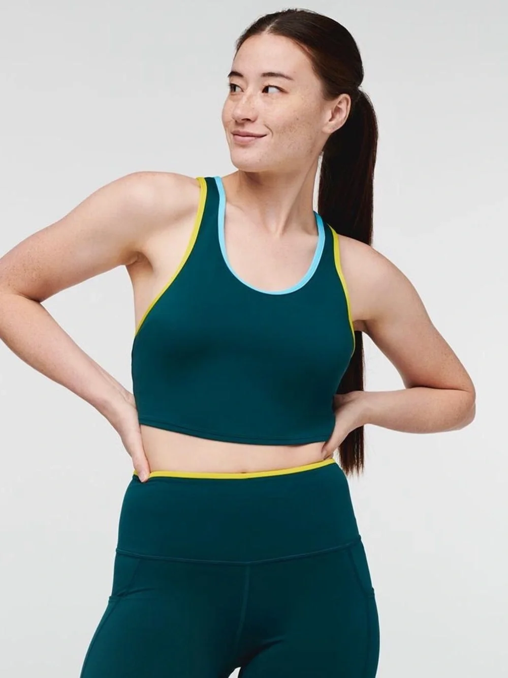 Cotopaxi Women’s Mari Crop Top Teal Sports Bra with Contrast Trim size small